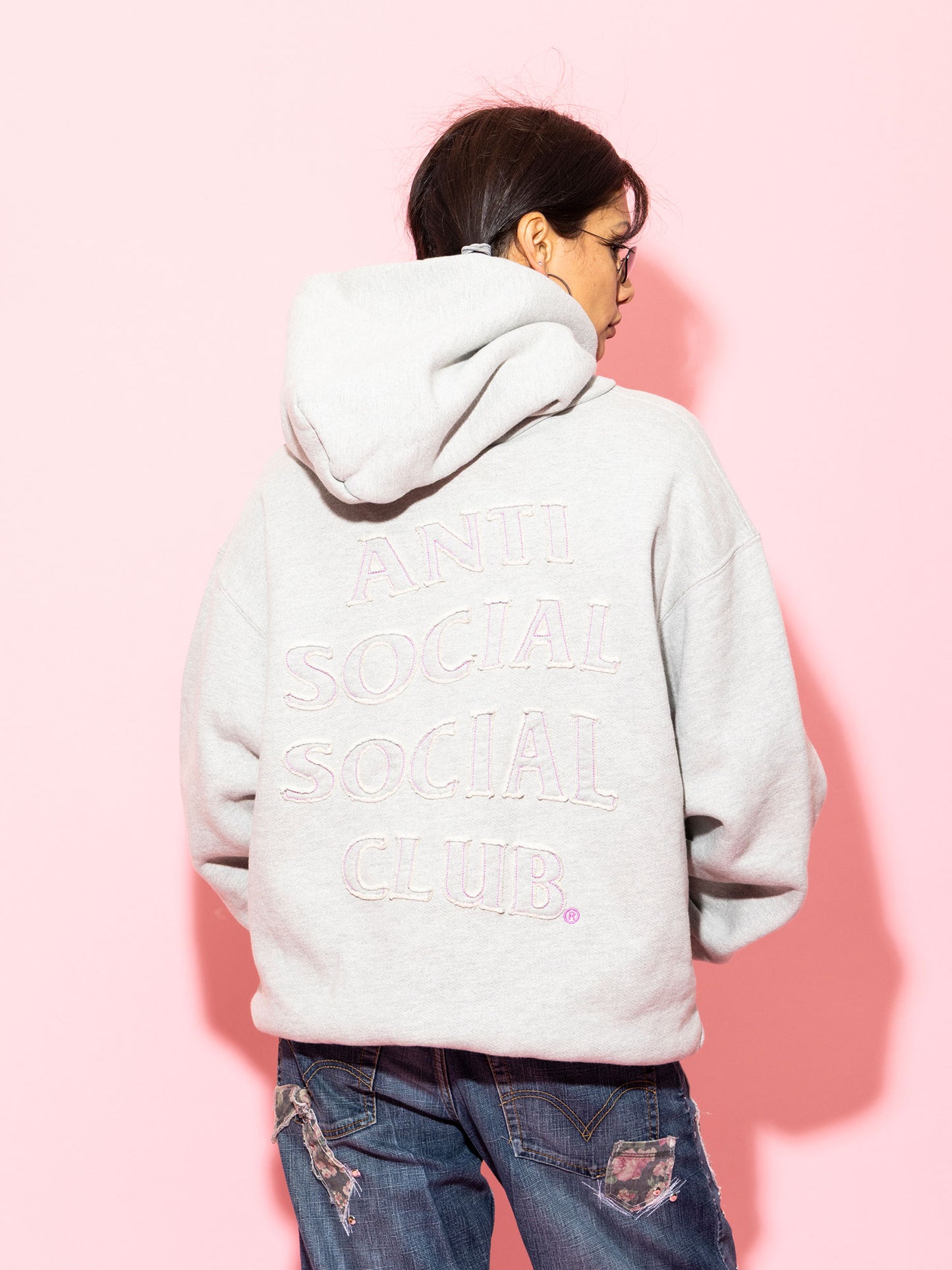 APPLIQUE MIND GAMES HOODIE - GRAY